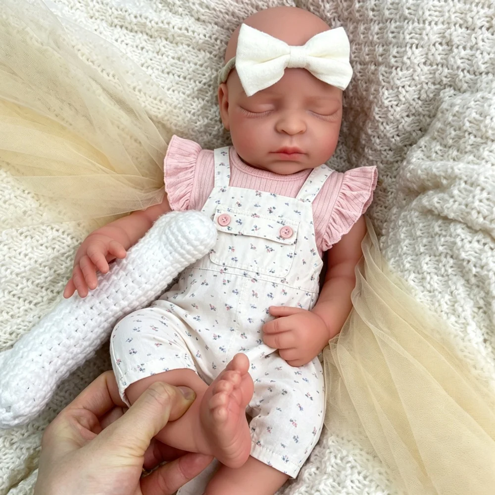 44cm Handmade Painted Full Silicone Reborn Doll Weighted Body Lifelike Newborn Doll Anatomically Correct Collectible Toy