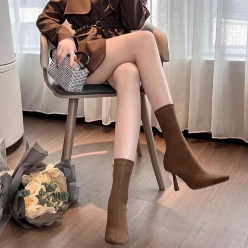 

2024 Fall/Winter High Heeled Ankle Boots Fashionable New Pointed-toe Chelsea Boots Elegant Solid Color Side Zipper Design