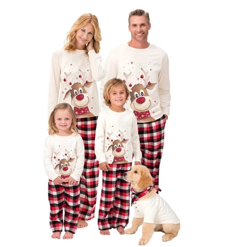 

Christmas Family Matching Outfits Mom Dad Kids Pajamas Sets Baby Rompers Xmas Print Family Look Pyjamas 2 Pieces