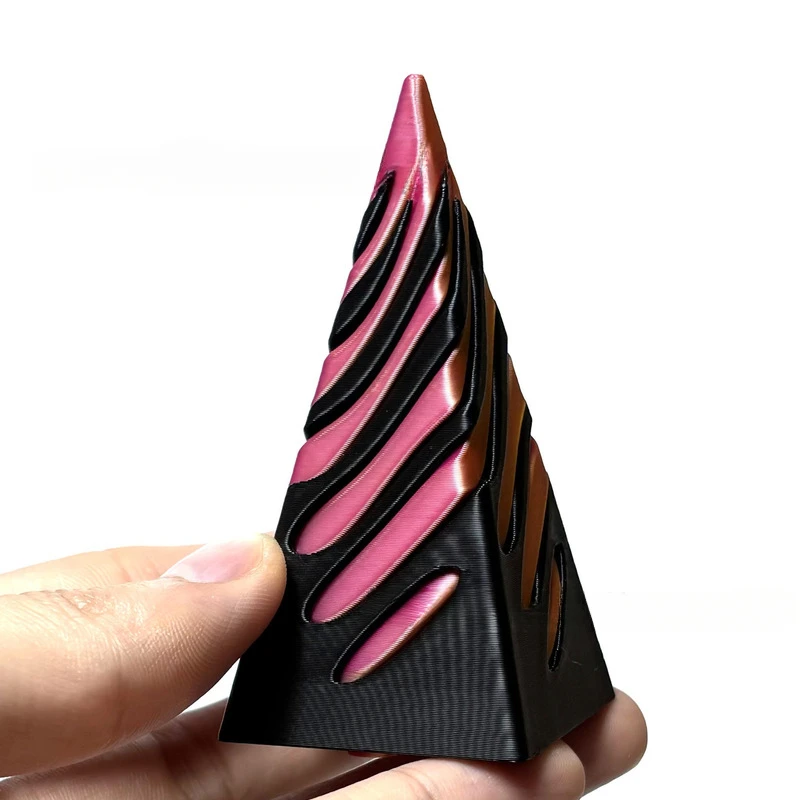 ثلاثية الأبعاد مطبوعة دوامة مخروط الهرم النحت لعبة لتخفيف الضغط الإبداعية تذكارية دفع واللعب زخارف مكتب تململ هدية للبالغين طفل