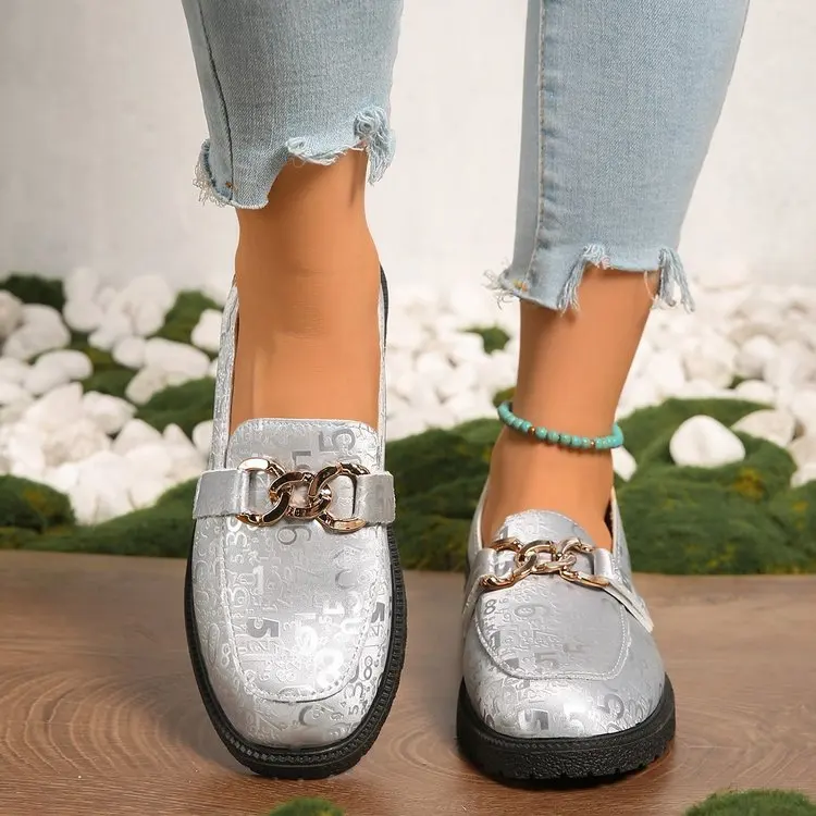 Women's Shoes 2025 New Loafers Women's Fashion Printing Casual Pumps Metal Decoration Platform Heels Lolita Shoes Zapatillas