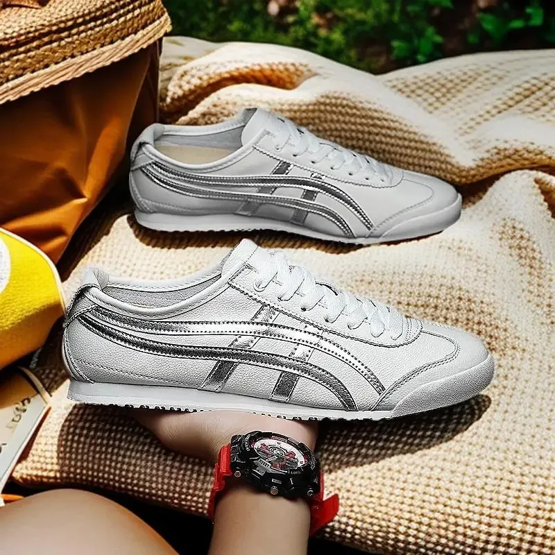 

All-match small shoes thick sole heightening Japanese canvas outdoor casual sports shoes 2026 travell shoes