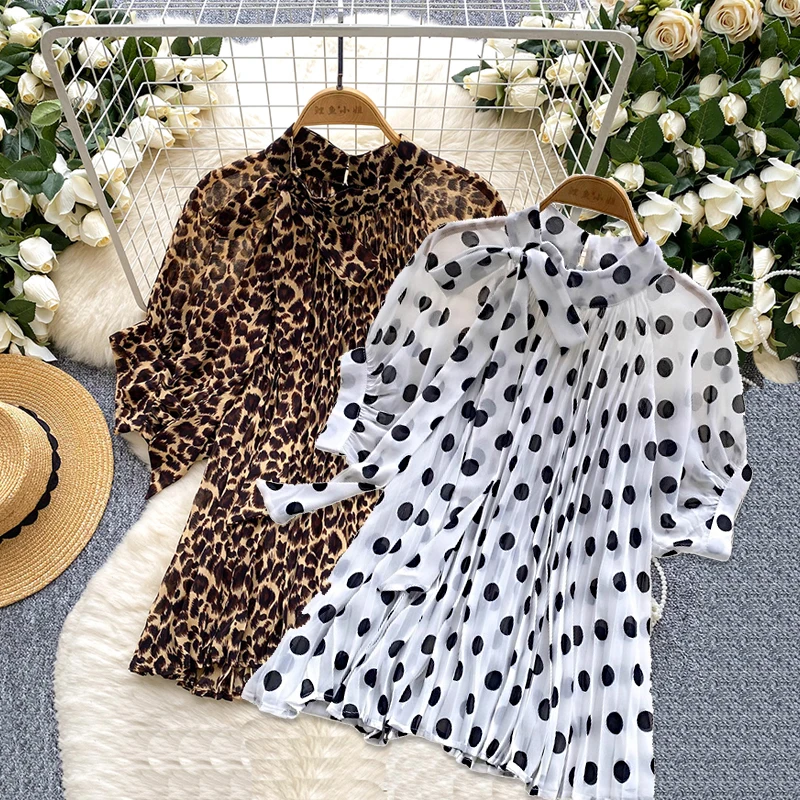 

New Ruffle Blouses Woman Puff Sleeve Shirts and Blouses for Women White Black Ruched Top Female Ruched Women's Blouse