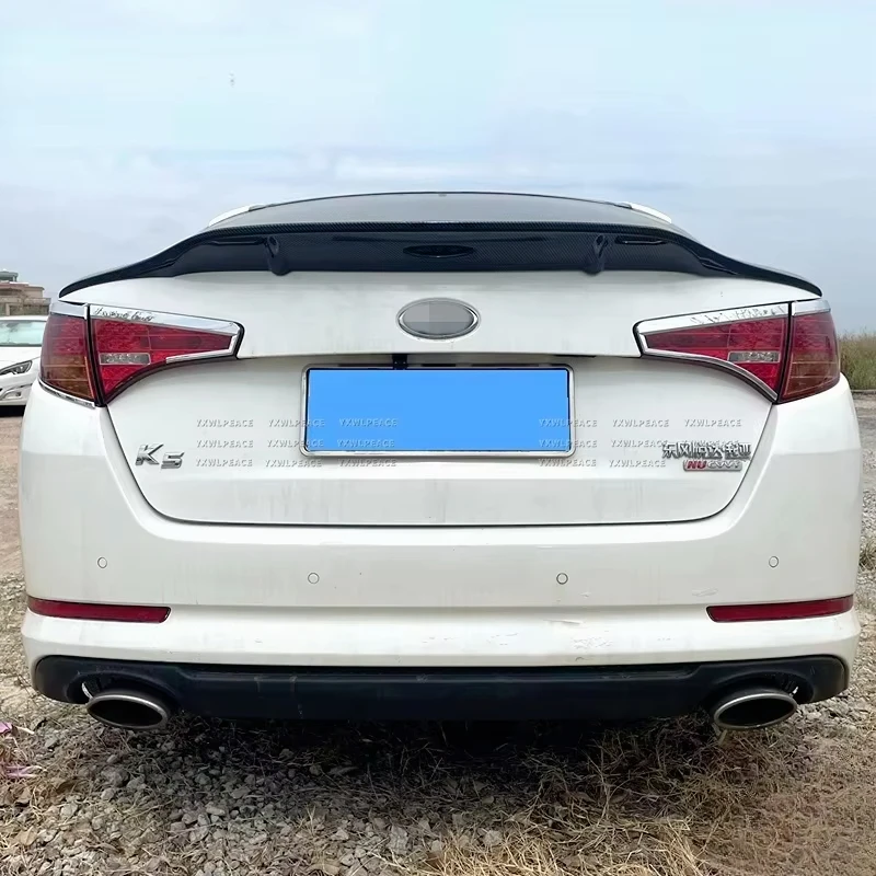 

For Kia K5 / Optima spoiler 2011 2012 2013 Real Carbon Fiber R-type Rear Trunk Lip Spoiler Wing Body Kit Accessories