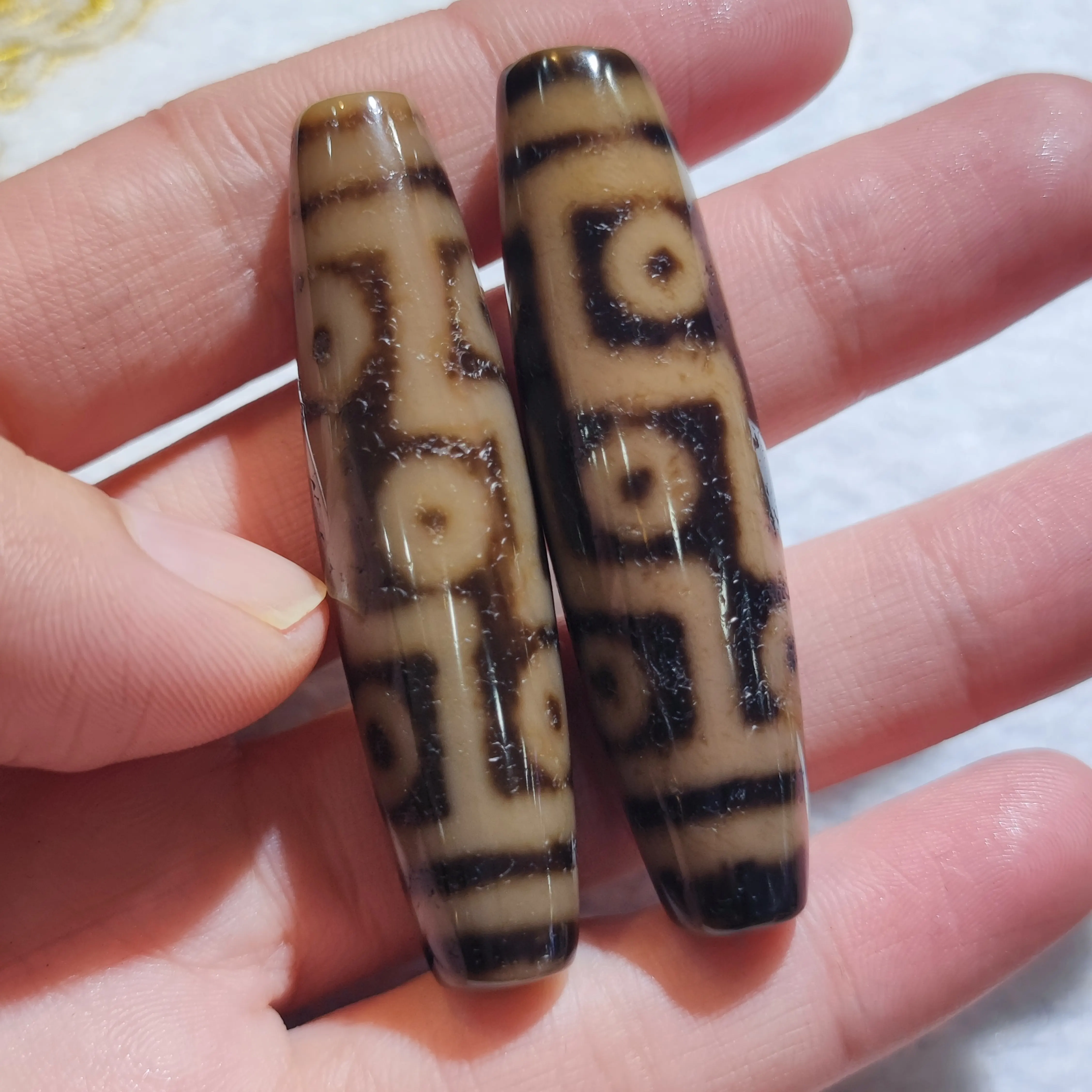 1pcs/lot natural nine-eye pattern old agate dzi Pure craftsmanship Weathering lines Rare breeds Collectible Accessories jewelry