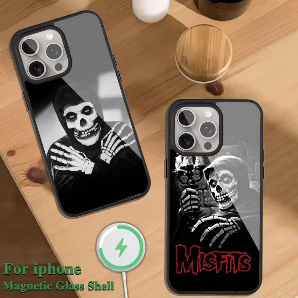 

Skull Cool M-Misfits Phone Case For Magnetic Wireless Charge Cover For iphone 16 15 14 13 12 11 Pro Max Plus Coque
