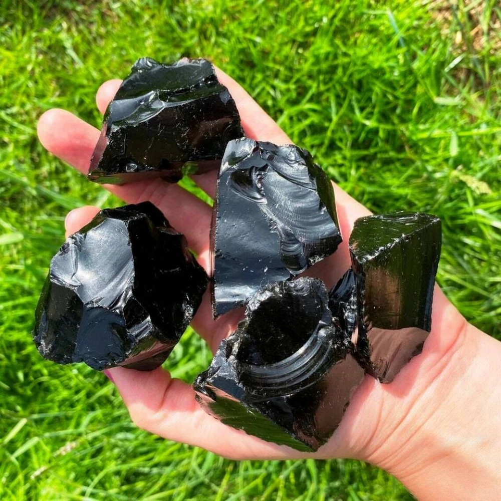 

Natural Irregular Rough Black Obsidian Shape Raw Quartz Healing Crystals Stones Mineral Rock Specimen Decoration