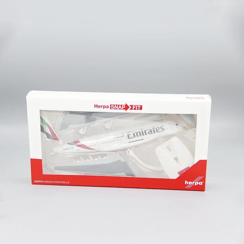 نموذج طائرة من شركة الطيران ABS للتجميع ، وحدة طائرات الإمارات العربية المتحدة ، البلاستيك ، مقياس ، طيران ، وصل حديثًا