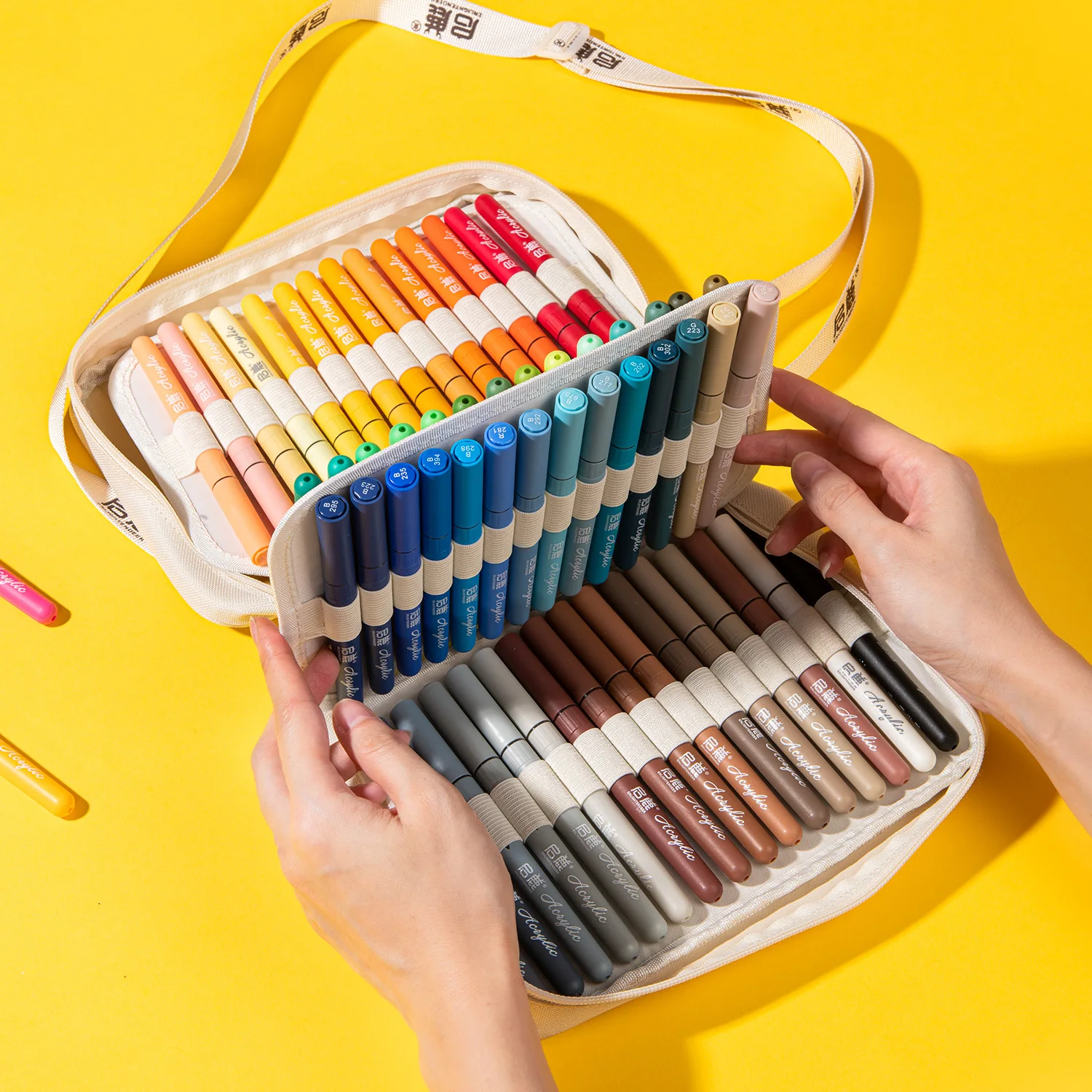 

24-60 Colors Direct Liquid Acrylic Art Marker Pens Professional Drawing Brush Tip Markers with Shoulder Strap Coloring DIY