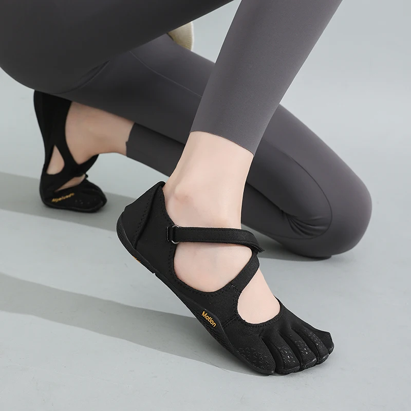 Zapatos acuáticos con punta dividida para mujer | Calcetines de Agua de Secado Rápido y Antideslizantes para Yoga, Senderismo, Playa y Piscina | Zapatillas Ligeras para Pilates y Danza, Estilo Barefoot