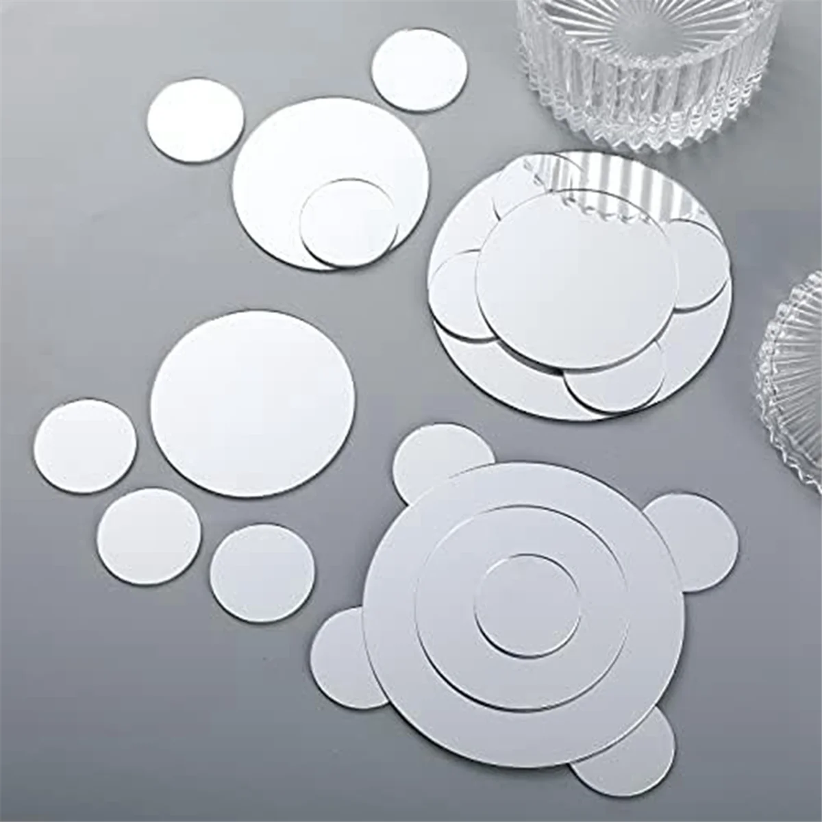 100 Pieces Mini Size Round Mirror Small Round Mirror Adhesive Mirror Round Craft Mirror Tiles for Crafts