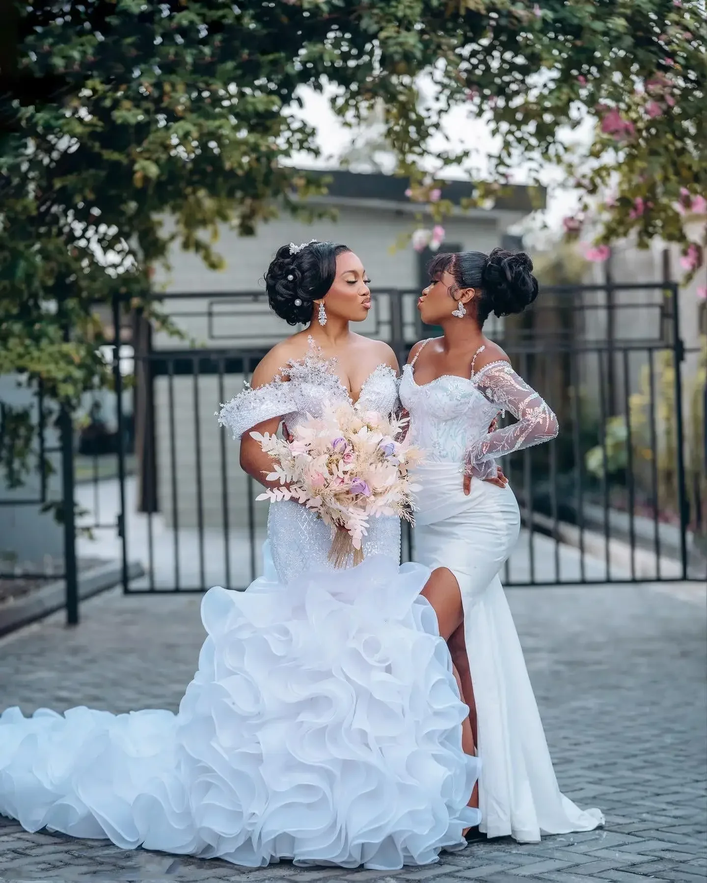 Aangepaste Arabische Aso Ebi Plus Size Luxe Zeemeermin Trouwjurk Kralen Kristallen Kant Organza Tiers Bruidsjurken Jurken