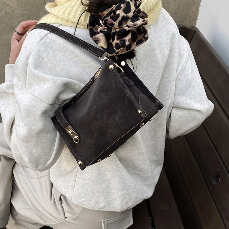 

High-Quality Ladies Tote Bag Crafted From Faux Leather Featuring High-End Costa Rica Neat Lightweight Vintage Look