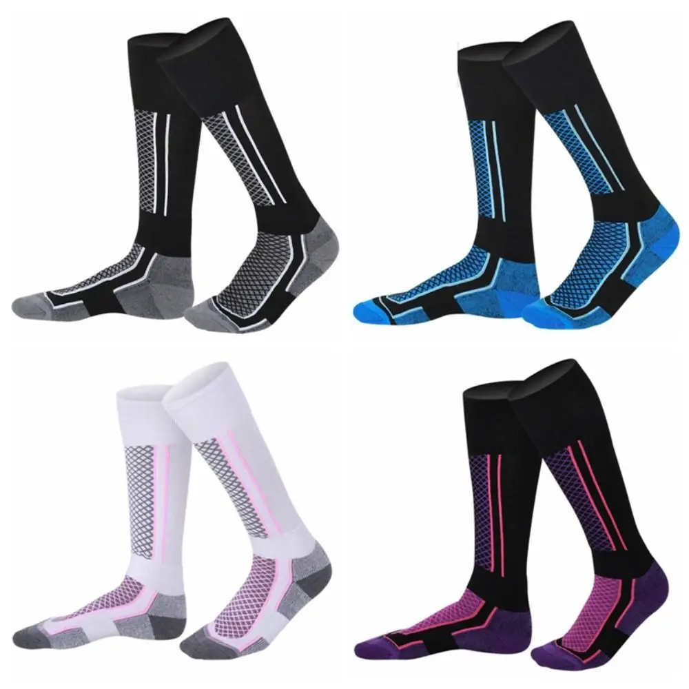 1 Pair of Cotton Blend Ski Socks Dehumidification Warm Long Tube Hiking Socks Wear Resistant Keep Feet Dry High Tube Towel Socks