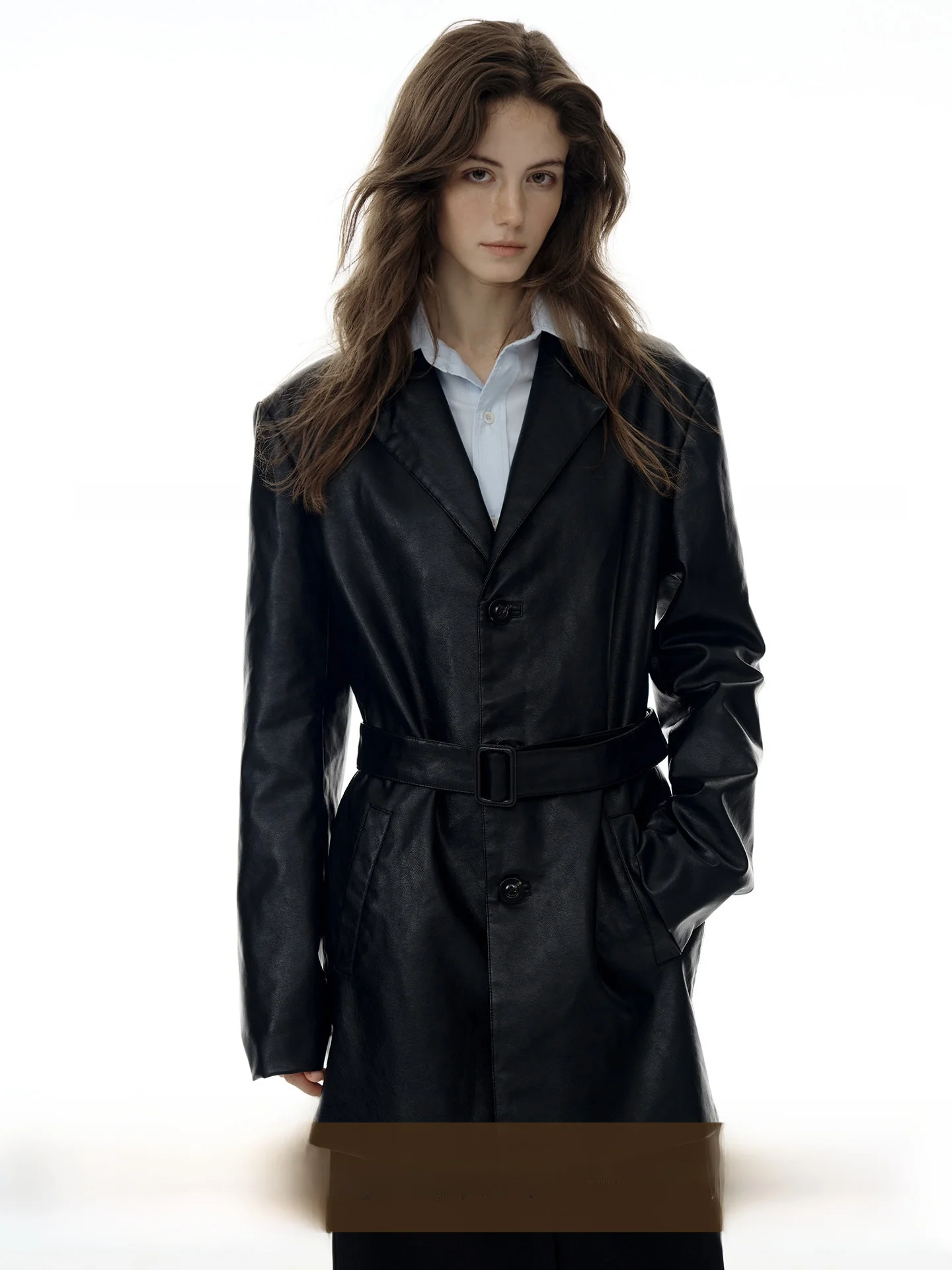 

Черная свободная куртка из искусственной кожи для женщин, стильное пальто с высокой талией, для повседневной носки, с длинными рукавами, средней длины, китайский бренд