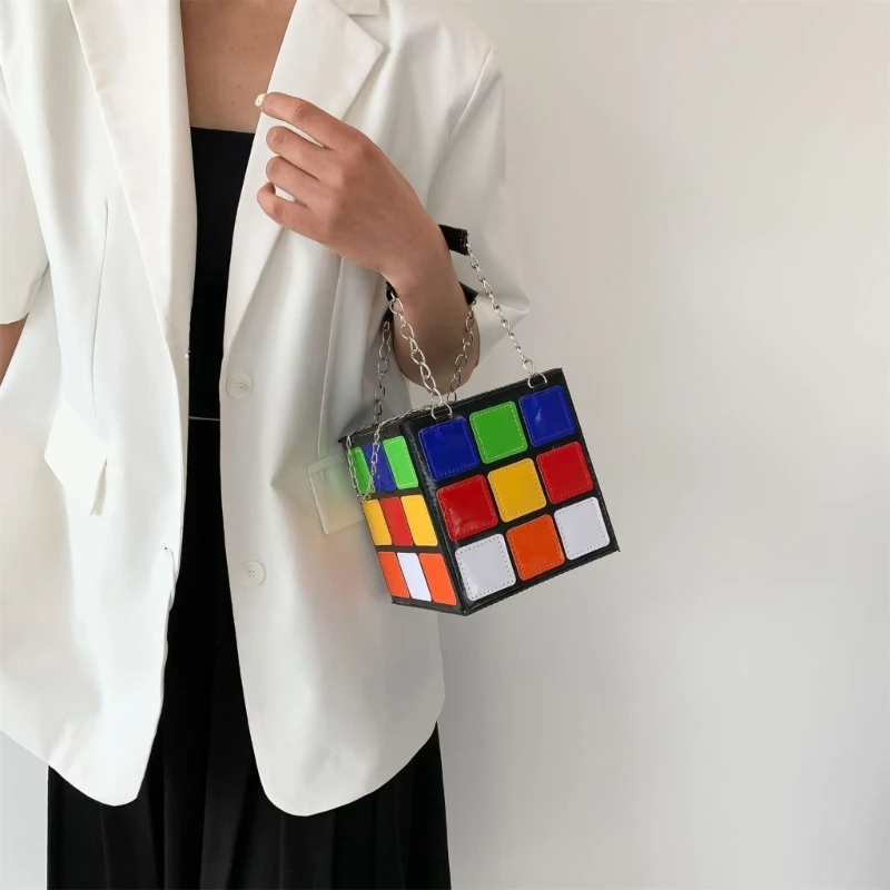 Women Square Box Handbag PU Cube Clutch Bag Cube Shape Clutch Purse Cube Shape Phone Wallet Purse With Chain Handle