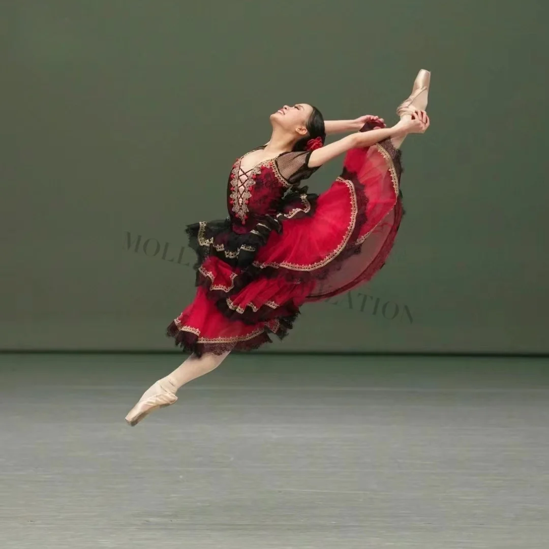 2024 New Don Quijote Variation Red and Black Diamond-Encrusted Three-Layer Romantic Ballet Professional Performance Gauze Dress