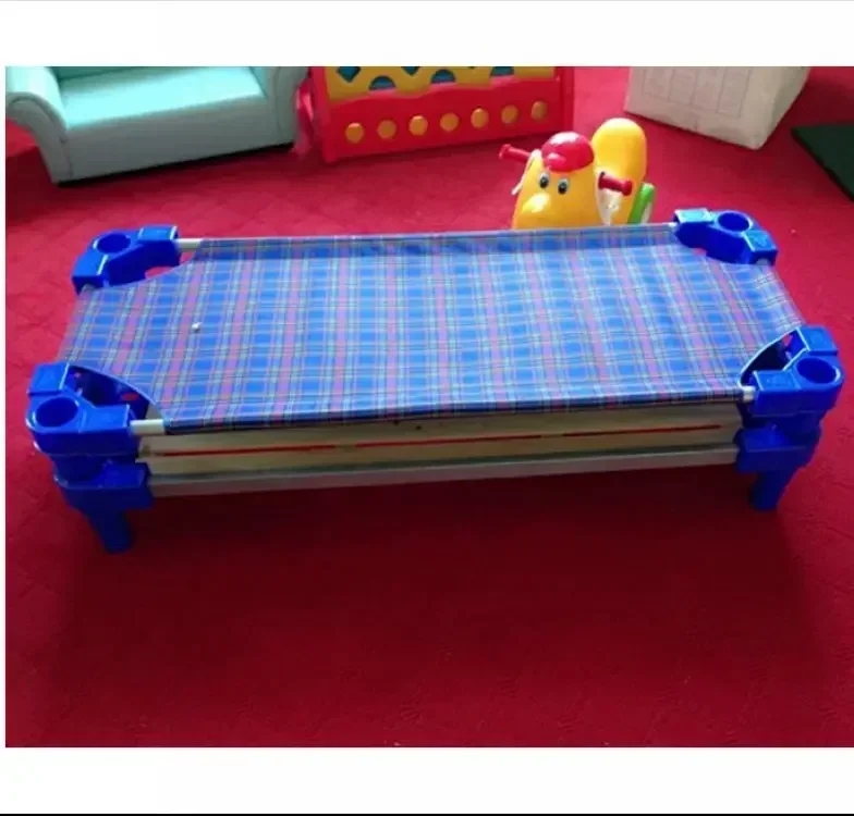 Children Beds Manufacturer Top Cloth Kids Kindergarten School Stackable Children Daycare Cot Set Standard Bed