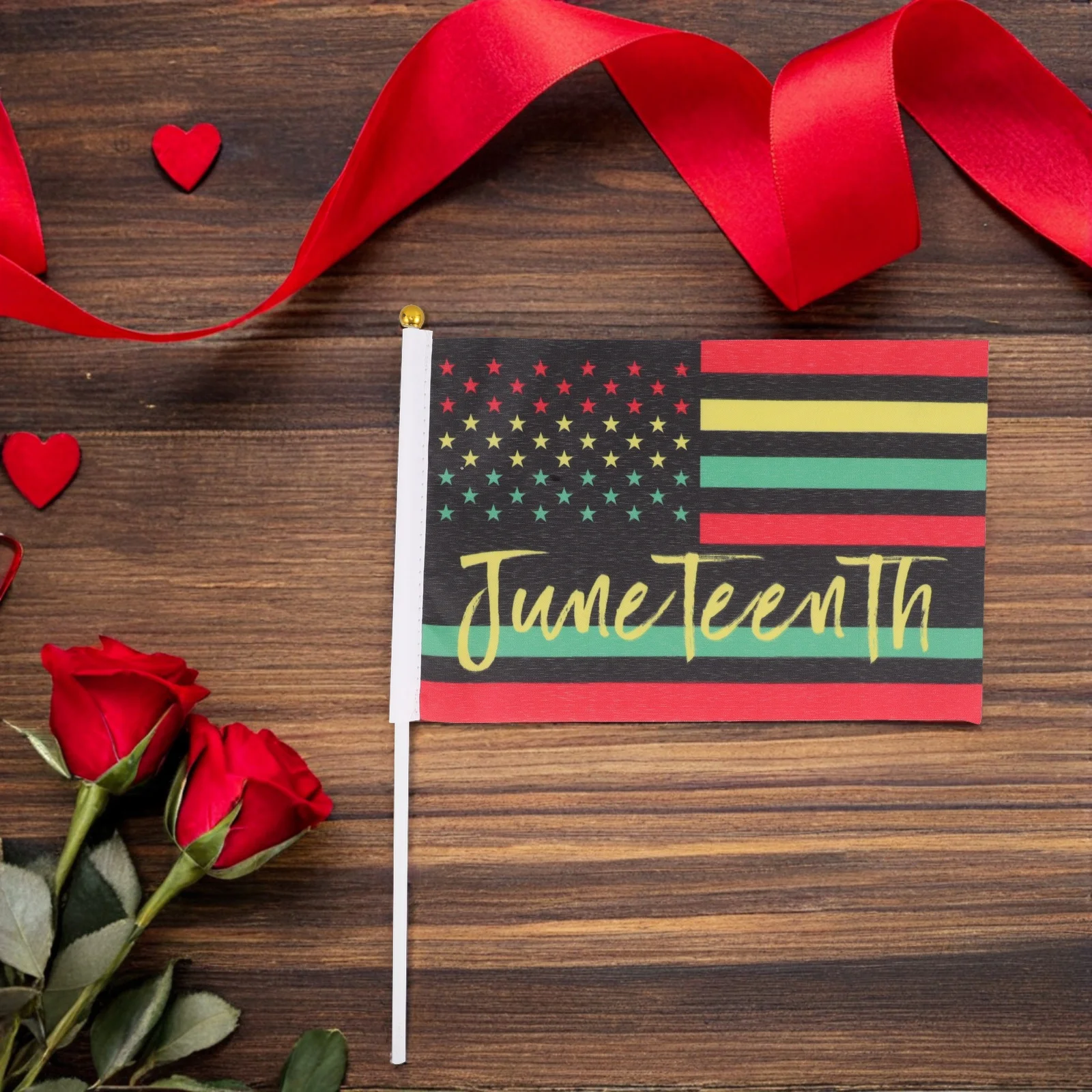 

100 pcs Hand Waving Flags Mini American Flags on Sticks African Flag Independence Day Celebration Faderesistant Polyester