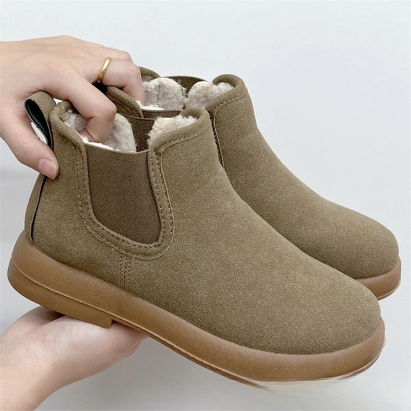 Winter Velvet Women's Cotton Shoes Are Warm Simple Fashionable Flat Comfortable Versatile Short Boots Anti Slip Snow Boots