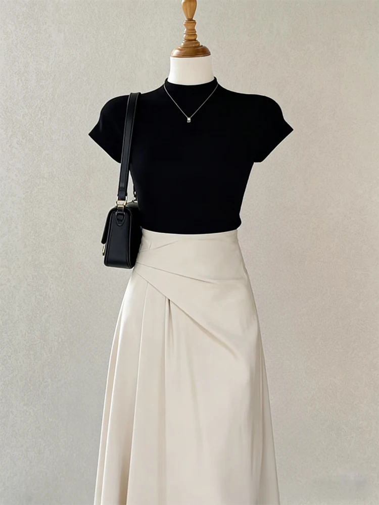 

plus Size Women's Black High Waist Pleated Skirt And Top Set Spring Fashion Commute Wear Elegant Two-Piece Suit for plus Size...