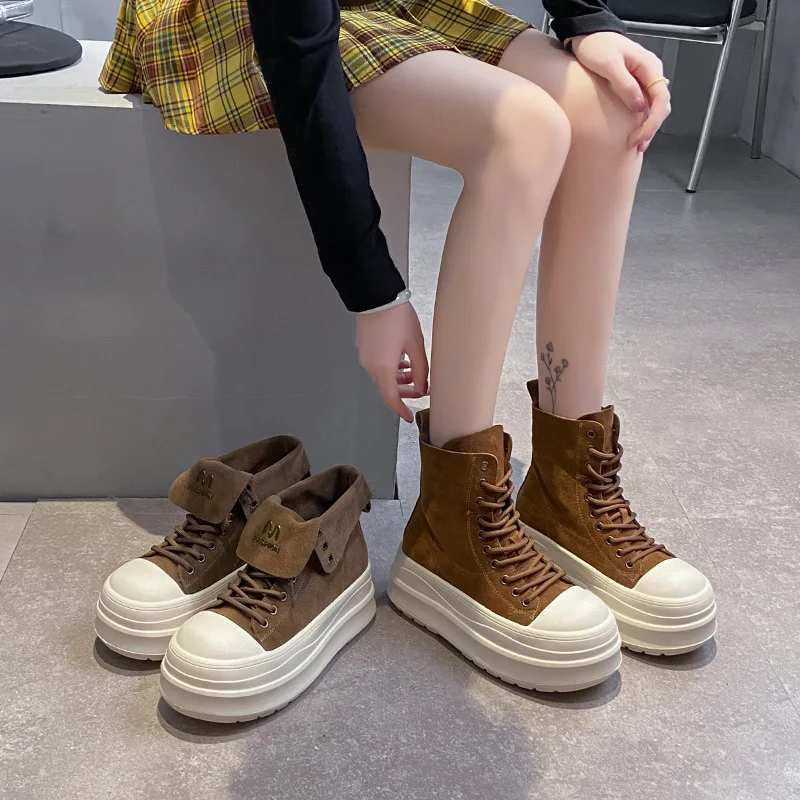 2025 early autumn new fashion Korean version thick soled sponge cake shoes women's high top shoes versatile casual board shoes