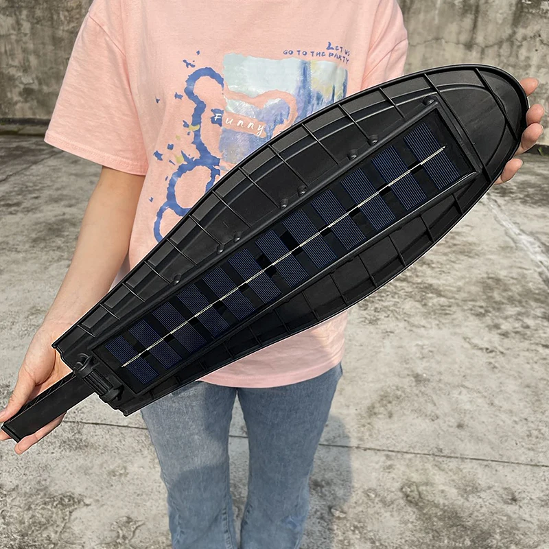 مصباح شمسي LED قوي 80W مع حساس حركة PIR – إضاءة خارجية ذكية للمنازل والحدائق