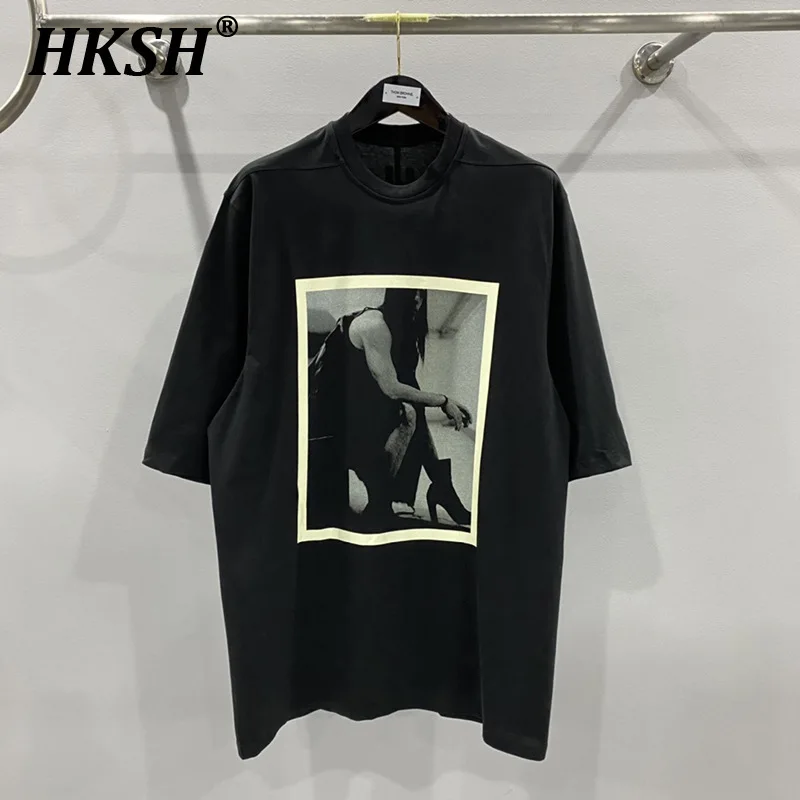 HKSH Men's Tide Dark T-shirts Summer New Chic Trendy Portrait Print Loose Cotton Half Sleeve Women Tees Fashion Chic Tops HK2011