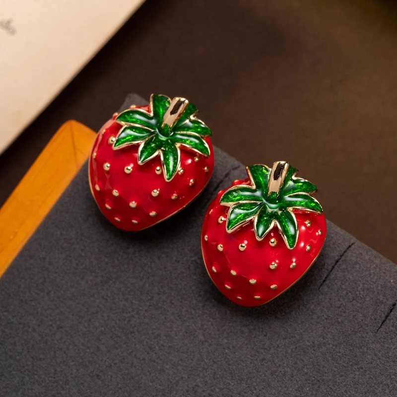 Vintage Enamel Strawberry Earrings for Women Sweet Fruit Drop Earrings Cute Party Jewelry Gift