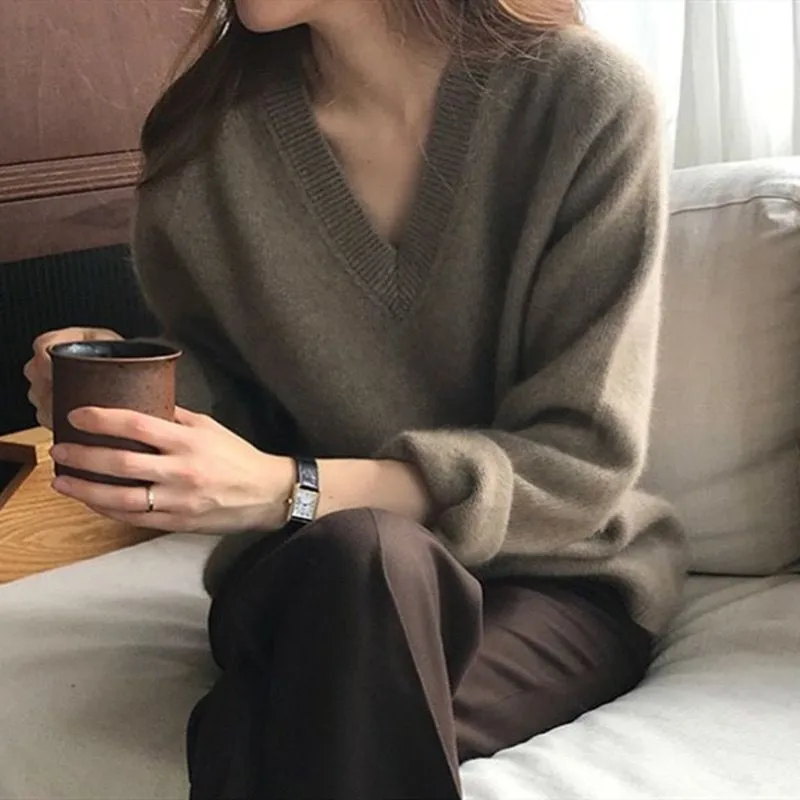 2024 Autumn/Winter New Women's Sweater 100% Wool Solid Color V-neck Casual Knitted Sweater Loose Korean Fashion Women's Top