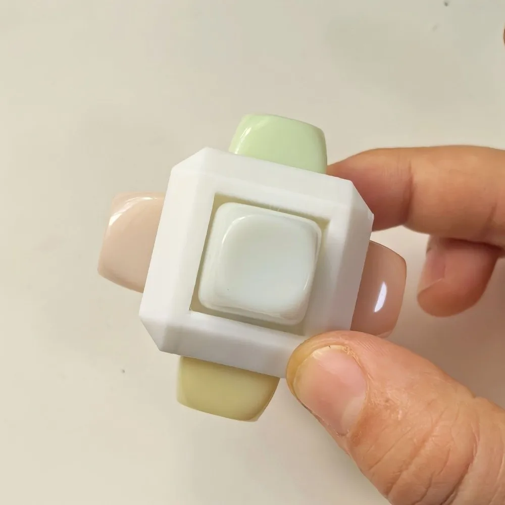 New 2/3/4/6/9 Keys Finger Keyboard Keycap Stress Relief Decompression Pass The Time Key Button Pinch Adult