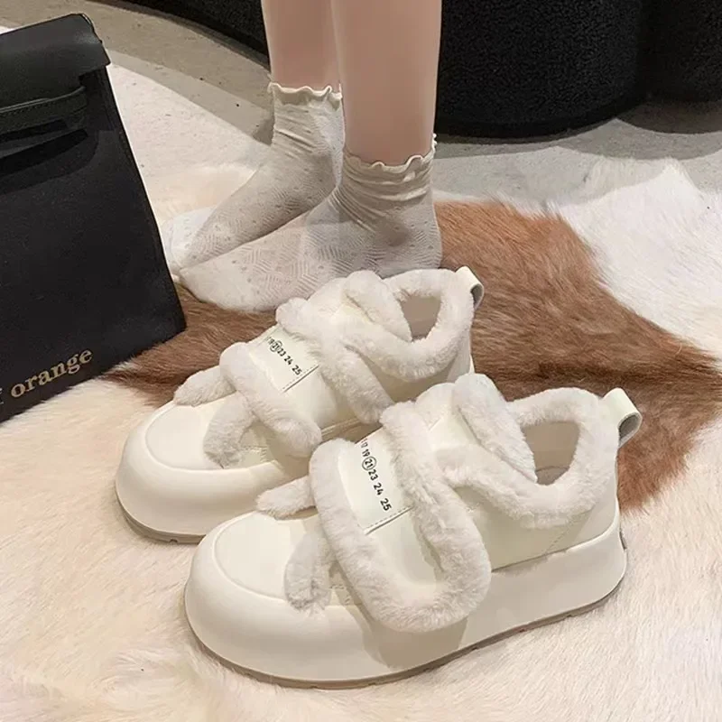 Stivali da neve invernali in peluche per donna-scarpe in cotone spesso per un aspetto Versatile e caldo, 2024 nuovi stivali di Design da donna