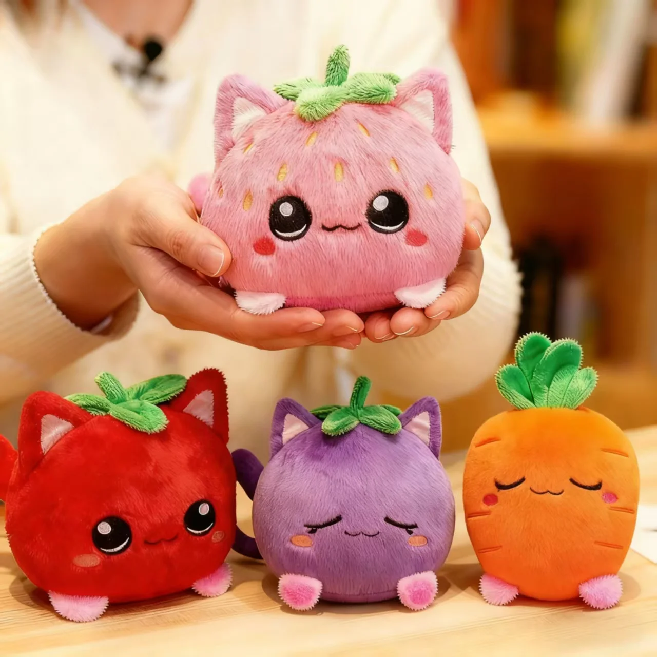 Kätzchen Plüschtier Obst Katze Apfel Erdbeere Karotte Kissen Home Decor und Schlaf süße lustige Geburtstagspuppe Weihnachtsliebhaber Geschenk