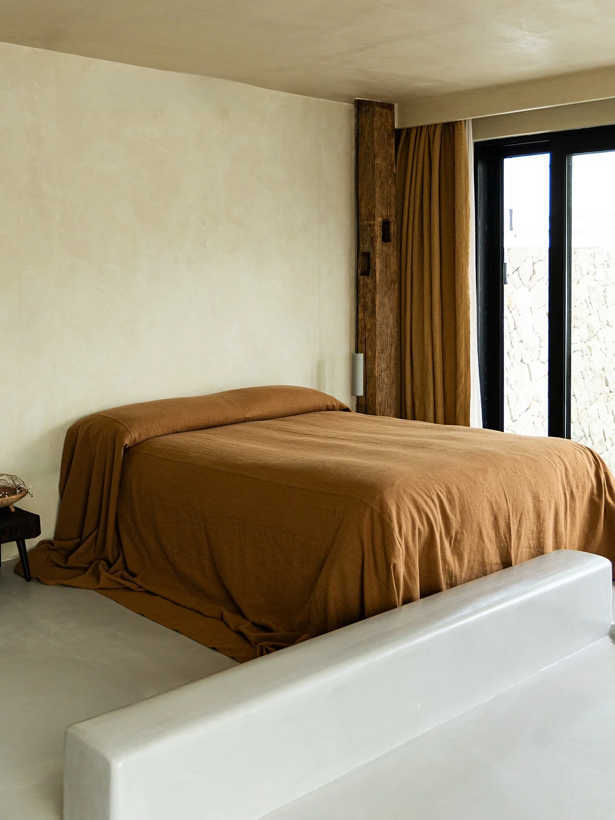 

Modern Minimalist Large Size Cotton Linen Blanket Thick Warm Beige for Home Hotel Use Paper Moon Brand Bedroom All Seasons
