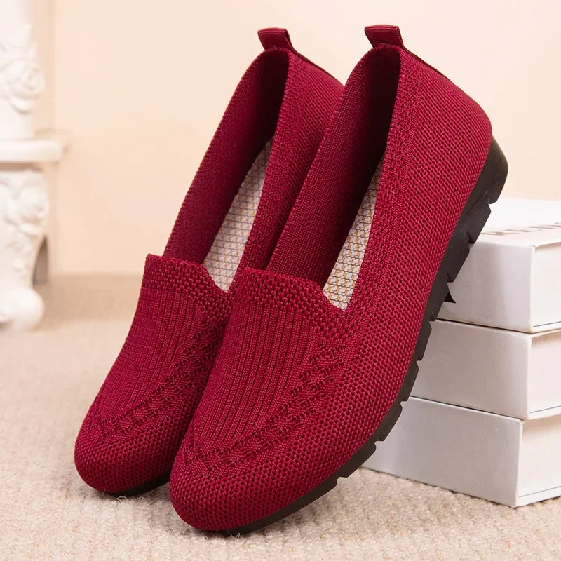 2024Mesh atmungsaktive Turnschuhe Frauen atmungsaktiv leicht Slip auf flachen Freizeit schuhen Damen Slipper Socken Schuhe Frauen Zapatillas Mujer