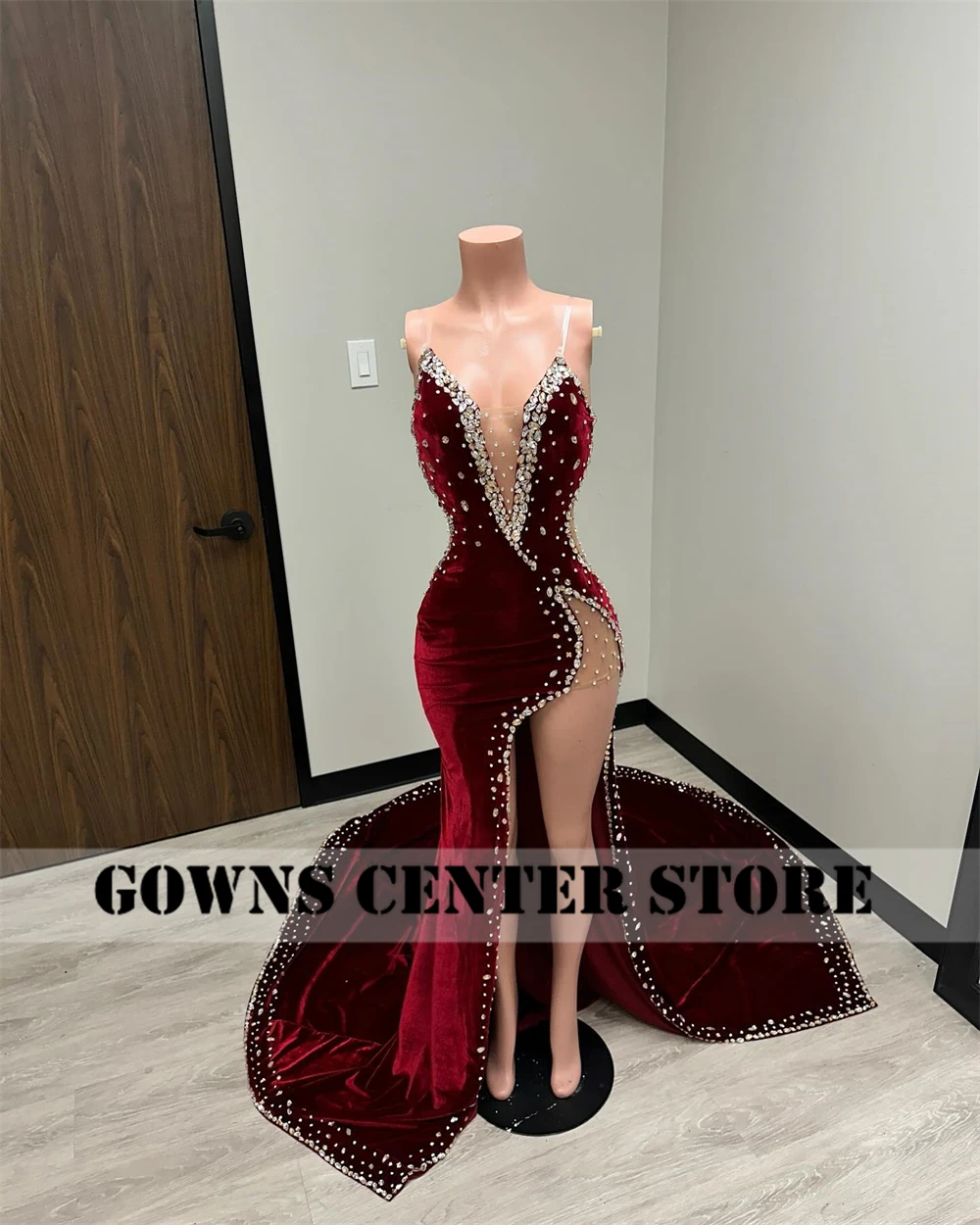 Sexy Burgundy Velvet Silver Beaded Silt Luxury Prom Dress 2024 Transparent Spaghetti Birthday Outfit Black Girls Customized