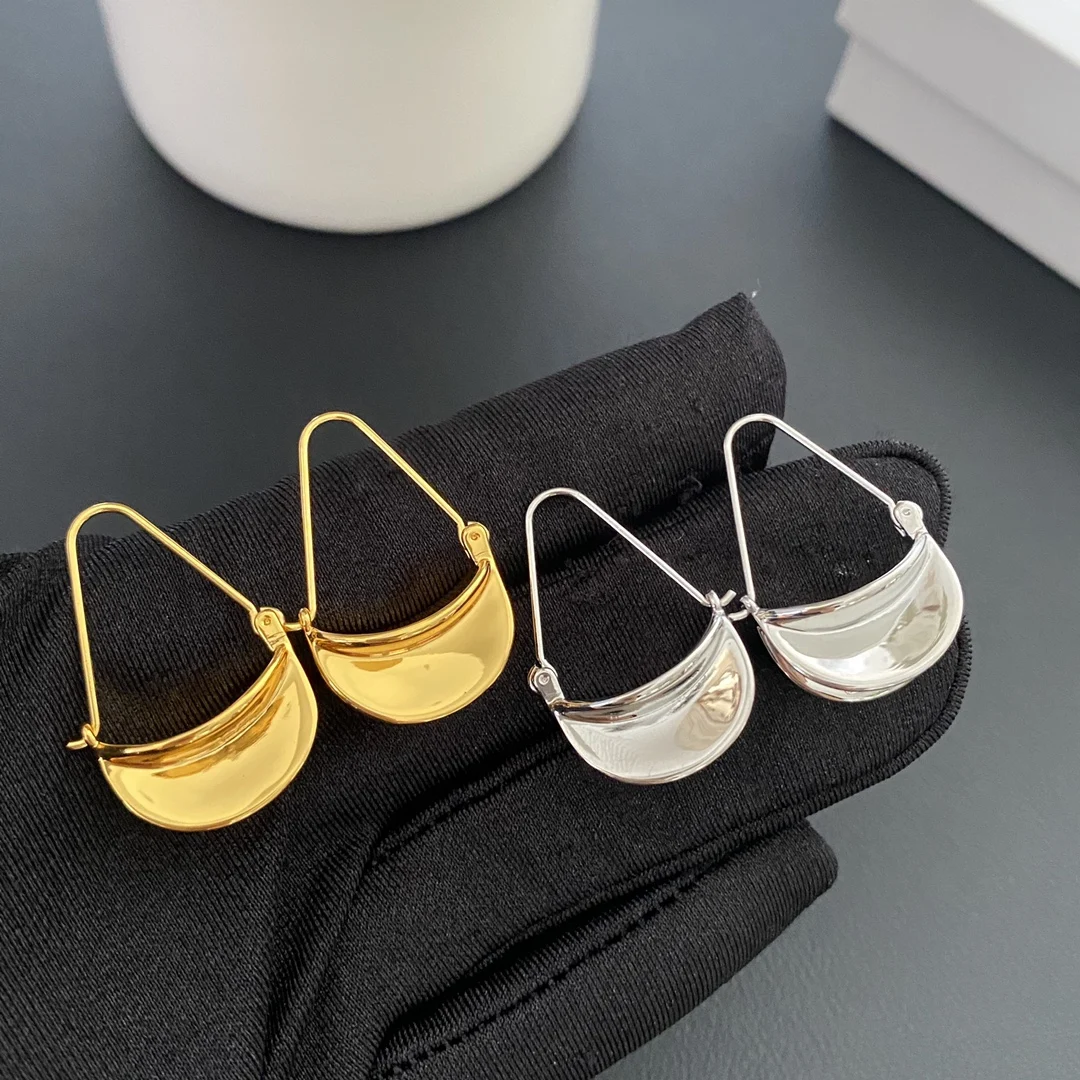 

Irregular bag shaped multi-layer high-quality earrings