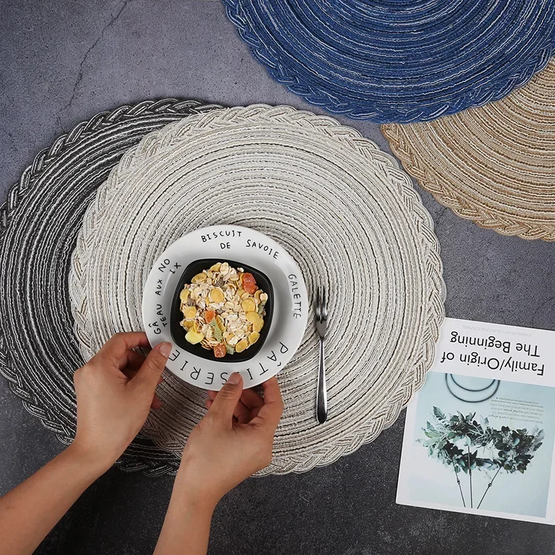 

Round Heat Insulation Table Pads Non-slip Simple Modern Style Anti-scald Kitchen Decoration Accessories Easy To Clean Coasters
