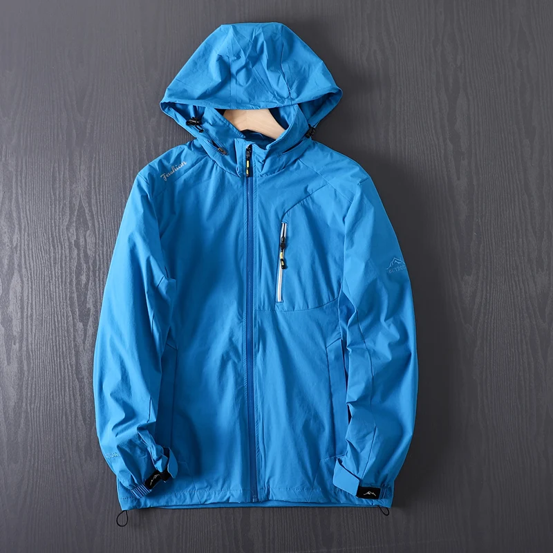 

Ветрозащитное водонепроницаемое дышащее удобное эластичное мужское спортивное пальто для скалолазания на открытом воздухе, большой размер, весенне-осенняя мода...