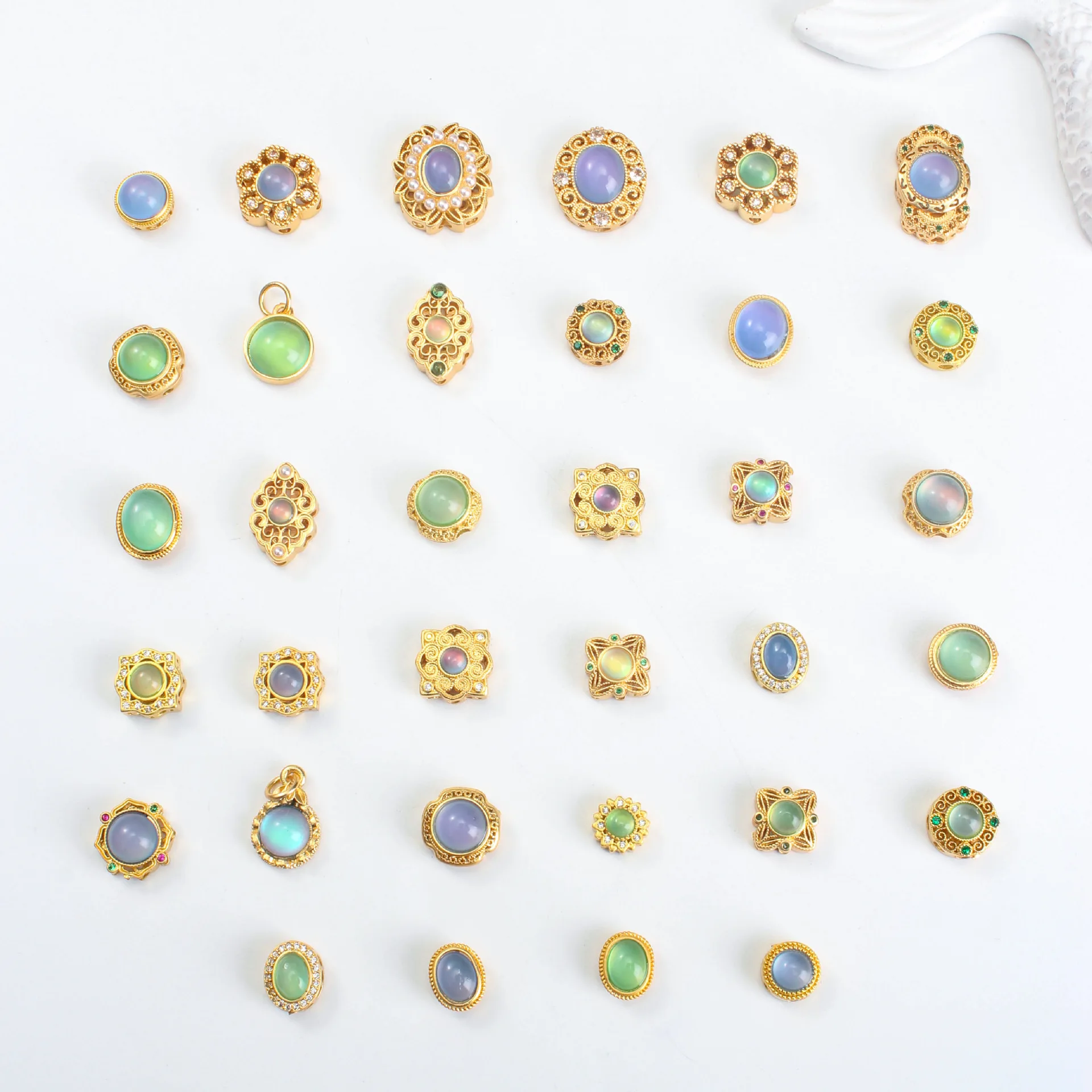 10 Pieces Copper Gold-plated Inlaid Cat Eye Stone Beads DIY Handmade Pearl Bracelet Necklace Jewelry Making Accessorie Wholesale