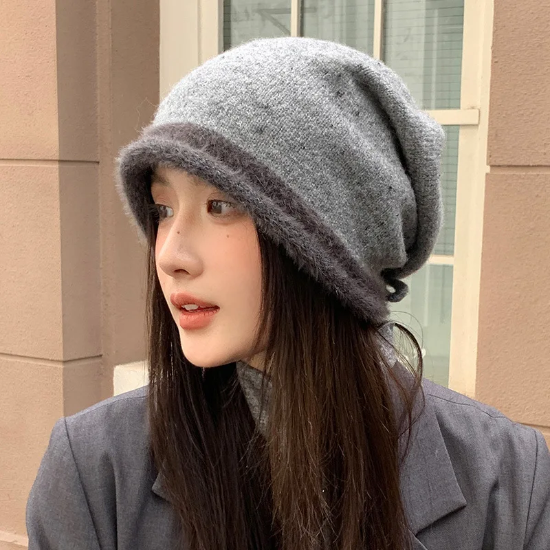 Stars Knitted Beanie for Women, Autumn/Winter Casual Versatile Slouchy Hat, Oversized Head Size, Flattering Face-Framing Design