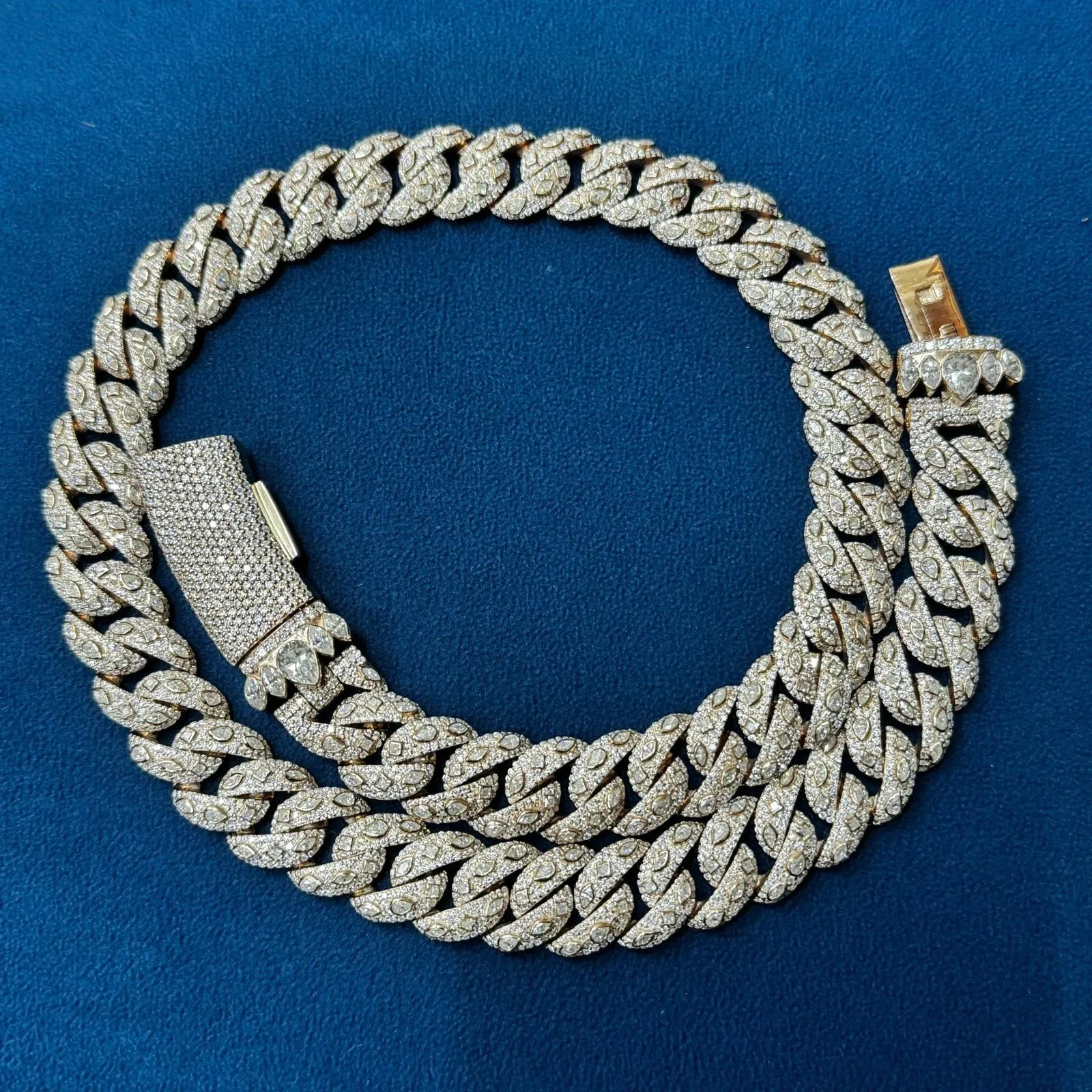 Quality Moissanite .Best Diamond Hip Hop Cuban Chain Iced Out Necklace for Men Rapper Style Streetwear and Gifts For Sale