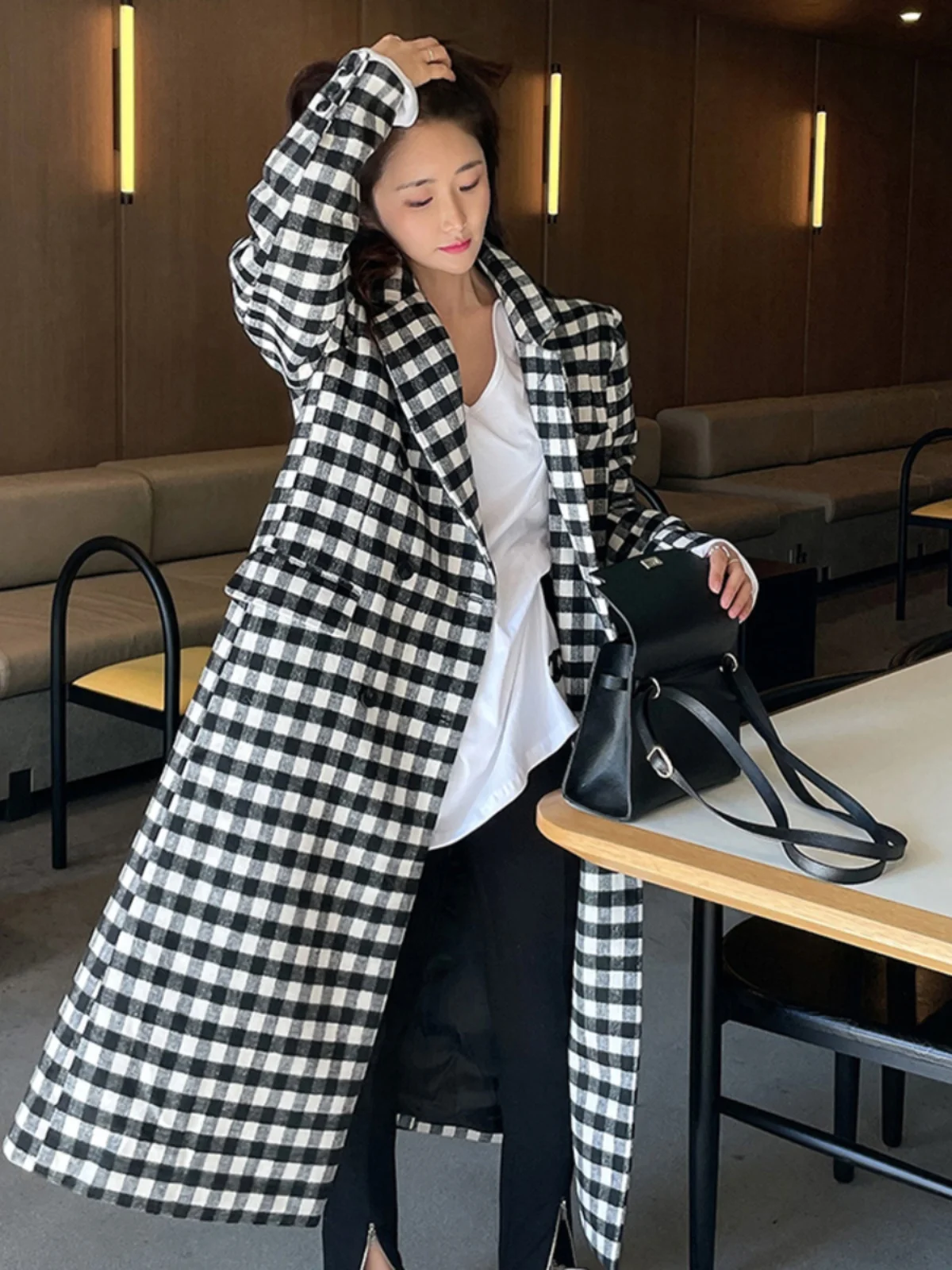 

Women's Plaid Woolen Coat Double Button Loose Winter Cotton Lined Warm Mid-Length Knee-Over Woolen Jaet Korean Sle
