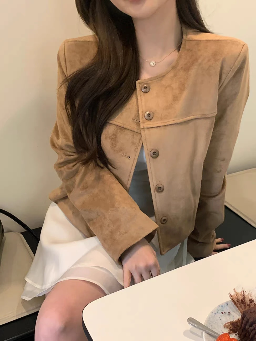 

JL Ретро Замшевая куртка на одной пуговице Верхняя одежда Street Sle Весна Осень Женская мода Без регистрации бренда