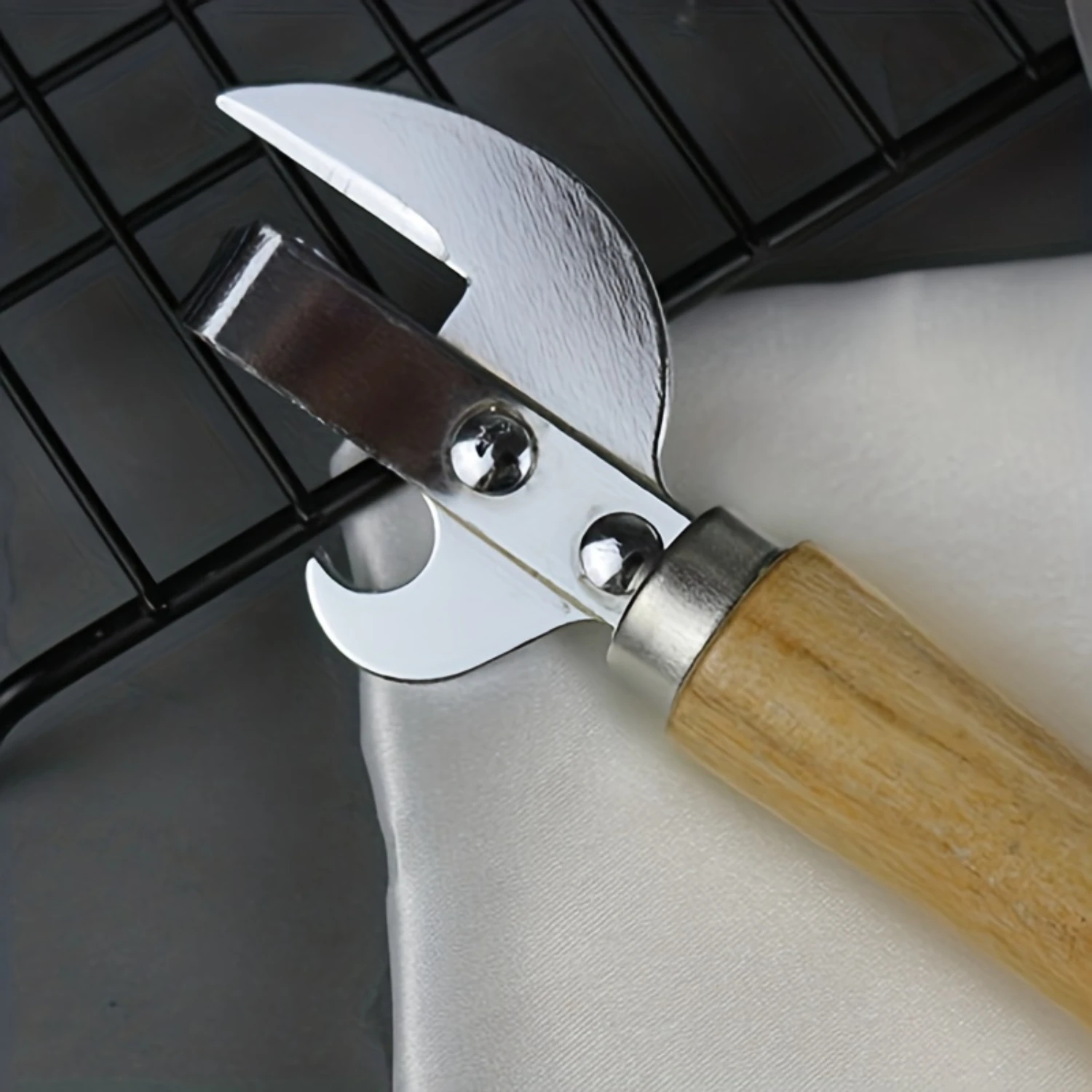  Funny cork screw Bottle opener for pocket Wine foil cutter rabbit Can openenr kit Shotgun beer