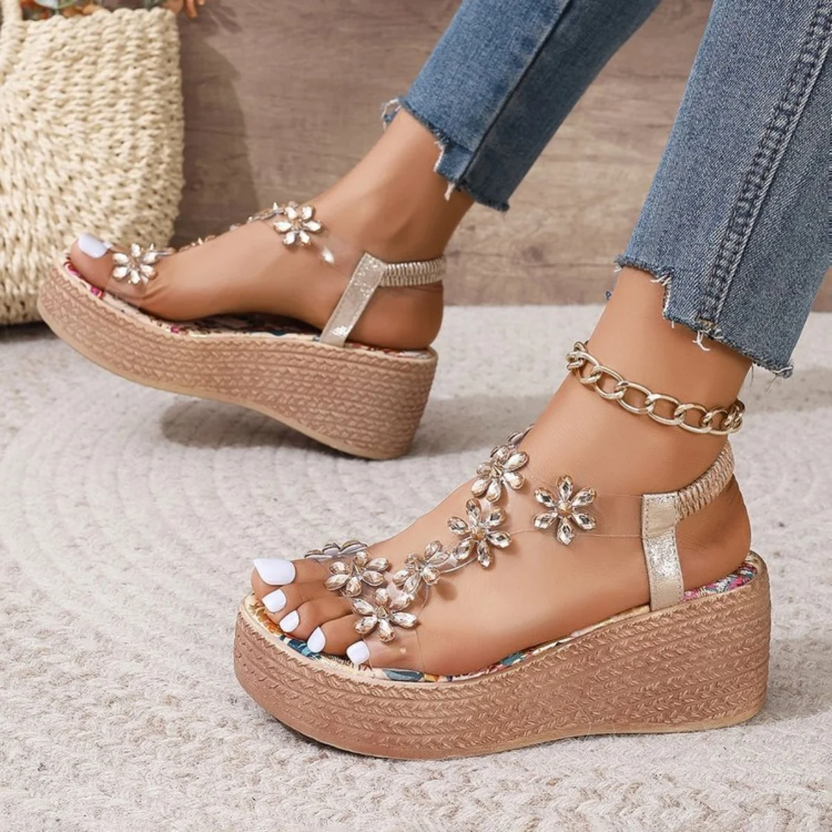 2025 Sommer neue Mode lässig Netz rot alle Mode Keile Blume Strass Fee Meer Strand Schuhe Sandalen