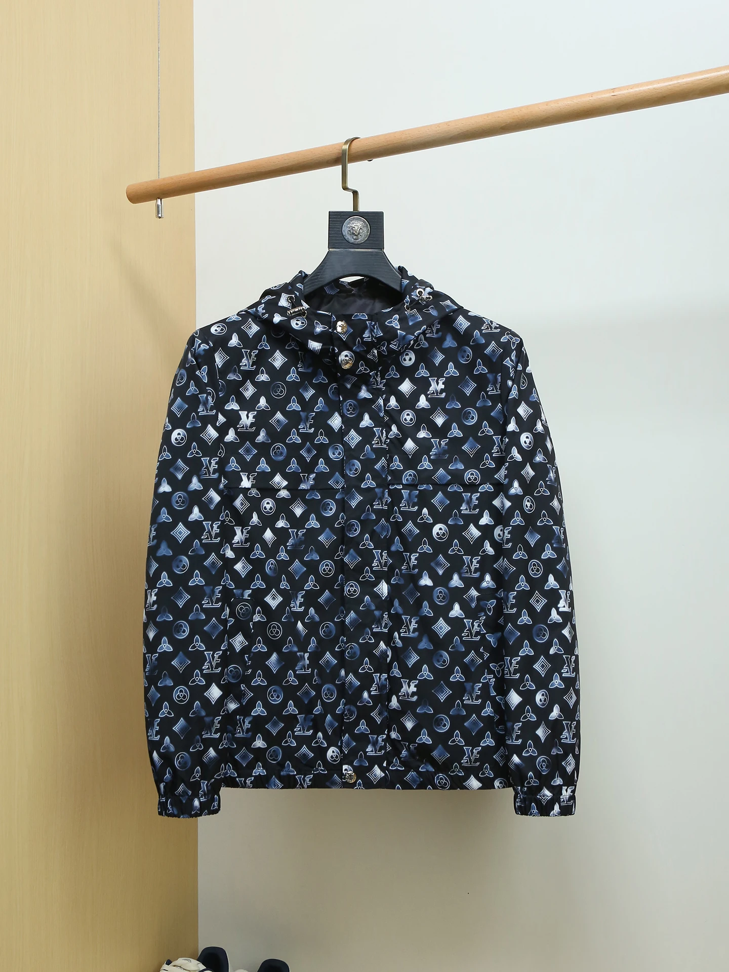 

Мужская повседневная куртка с капюшоном, модная, приталенная, с полным принтом, универсальная, из полиэстера, ветрозащитная, с длинными рукавами, на молнии