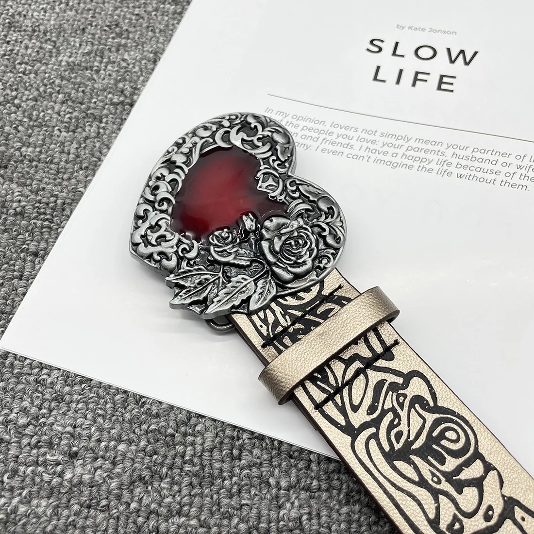 القوطية الشرير الجلود Y2k حزام للنساء معدن الأحمر الخوخ القلب مشبك حزام الخصر الجينز اكسسوارات حزام الخصر الزخرفية