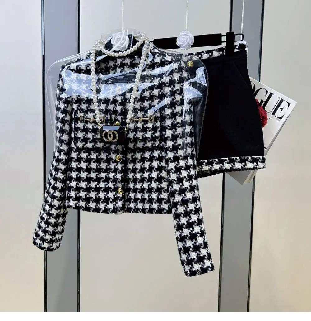 Women's Two Piece Skirt Set for Spring New Short Jacket With Wide Leg Shorts Two-Piece Short Suit