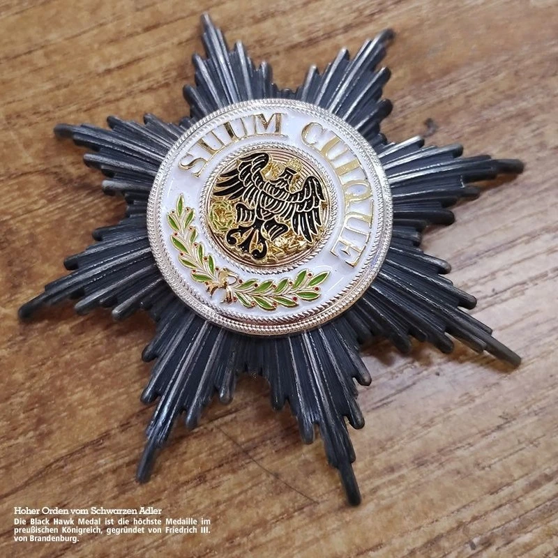الحرب العالمية الأولى بروسيا ألمانيا شارة Hohenzollern النسر الأسود الطلب ستار ميدالية الهدايا شارات مروحة التاريخ العسكري